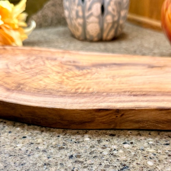 NWT Trader Joe's Olive Wood Serving & Cutting Board - Picture 5 of 8